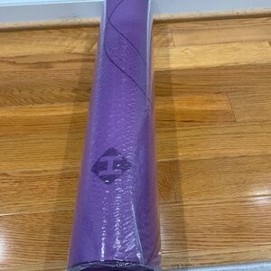 Hinge Health Yoga Mat, NIB